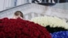 Вузы и школы в день акции с фонариками в поддержку Навального проведут флешмоб "Россия – страна любви"